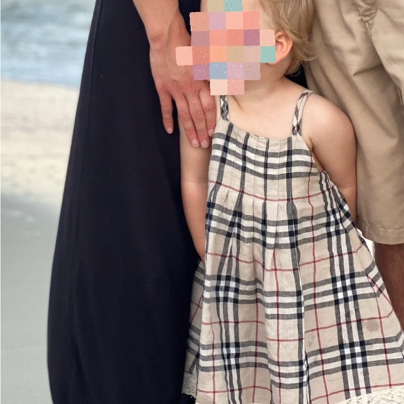 3T Burberry lightweight dress - Picture 3 of 10